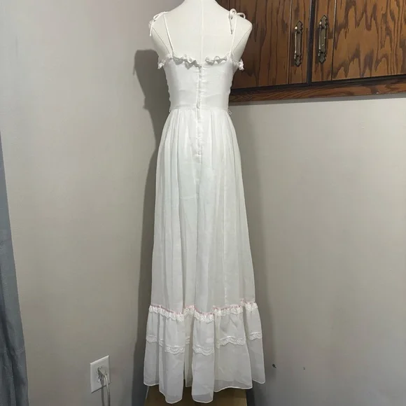 70s Vintage Maxi Slip Dress Embroidered Lace Ruffle Trim Cottage Prairie Size 7 - Picture 4 of 11